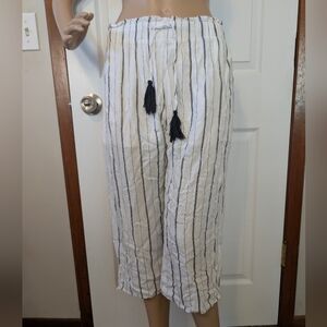 Crescent White Cotton Wide Leg Capri W/Black Stripes & Drawstring Tassels-M